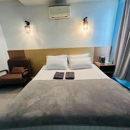 Dolphin Hotel Klang Eksteriør billede