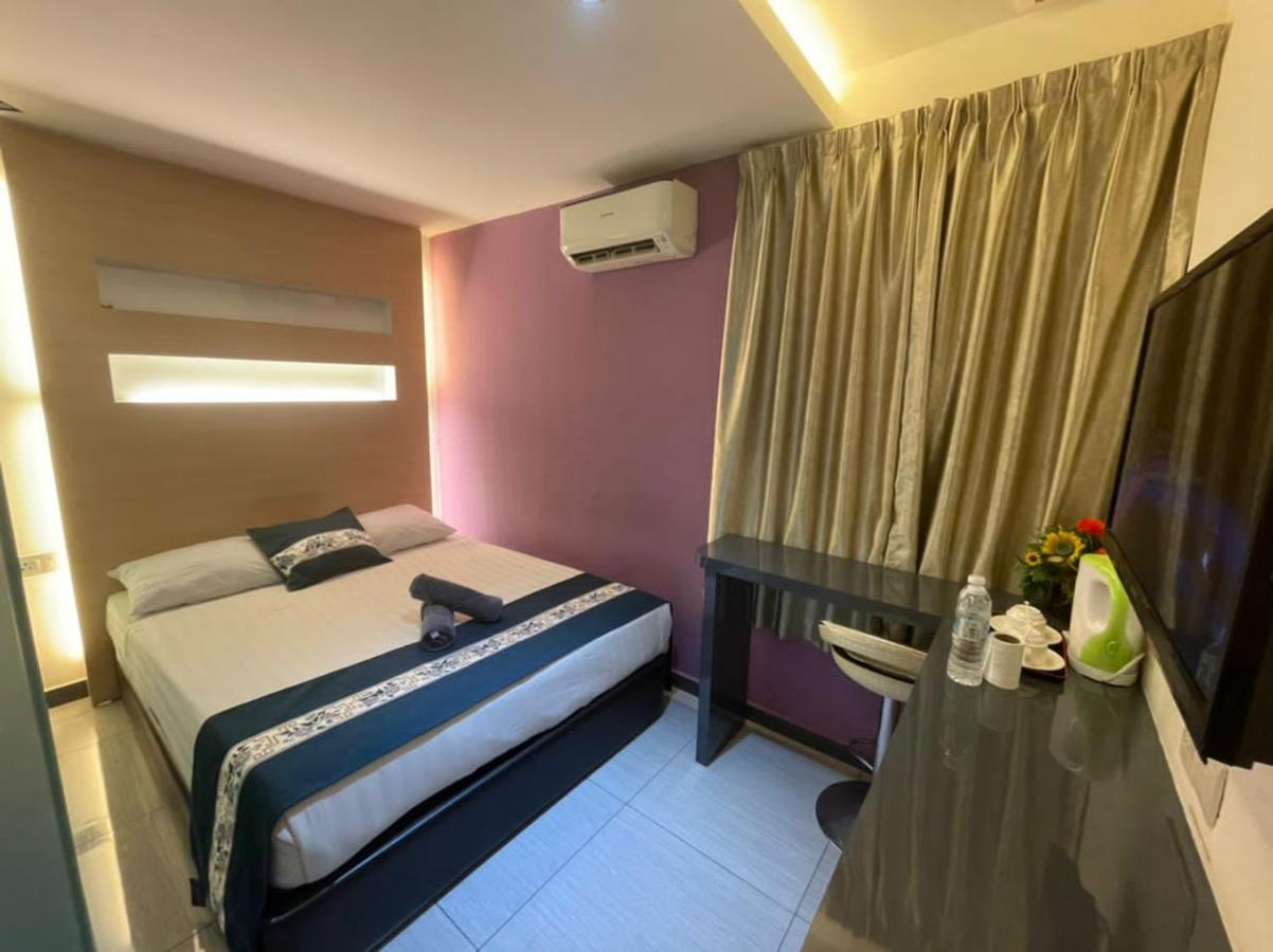Dolphin Hotel Klang Eksteriør billede
