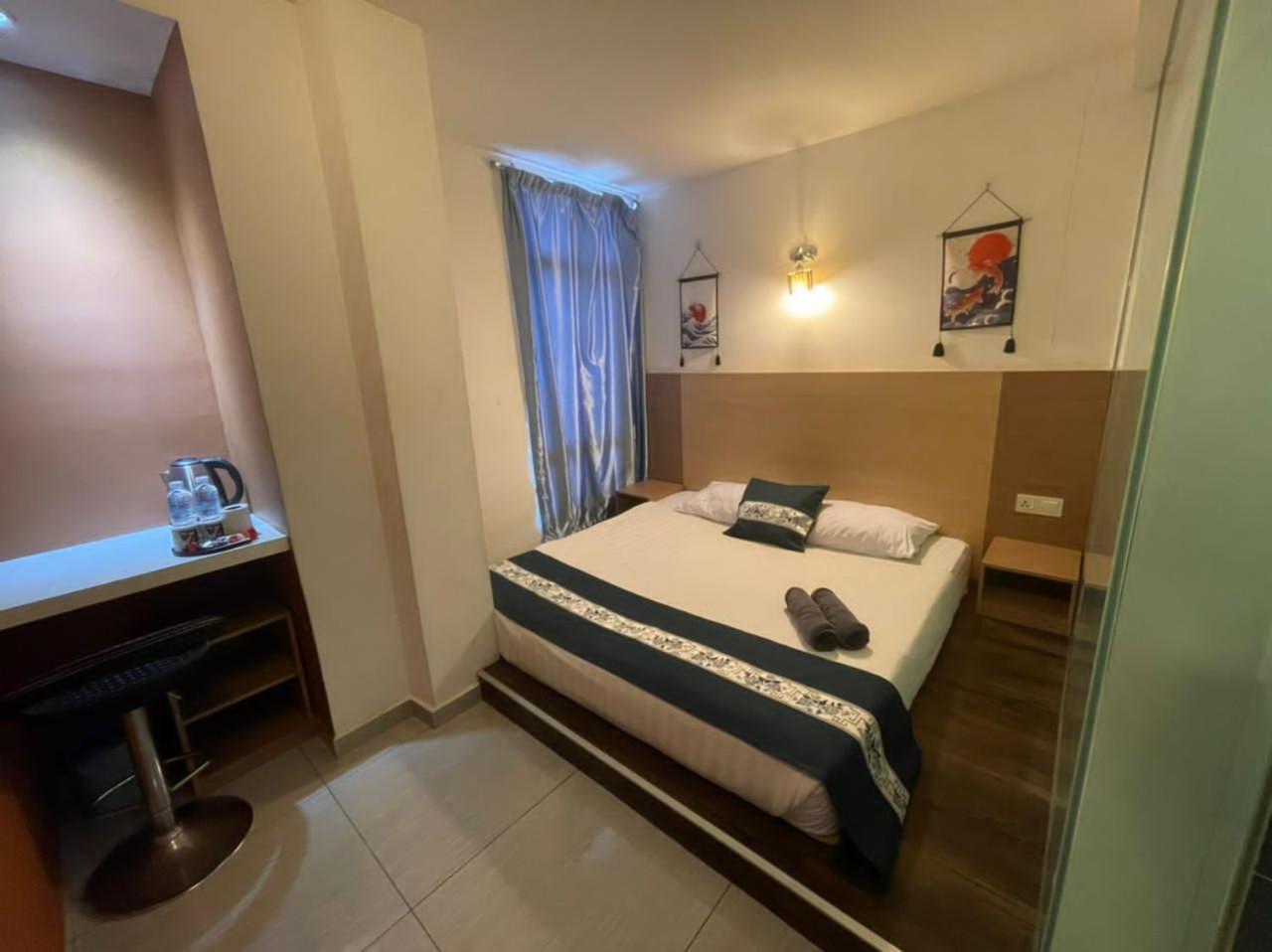 Dolphin Hotel Klang Eksteriør billede